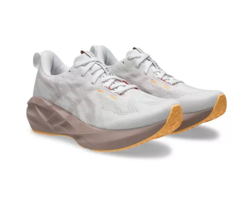 Asics Novablast 5 női futócipő