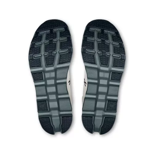 ON Cloudstratus 3 férfi futócipő