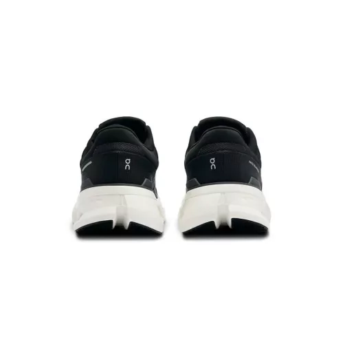 ON Cloudrunner 2 (2E) szélesített férfi futócipő