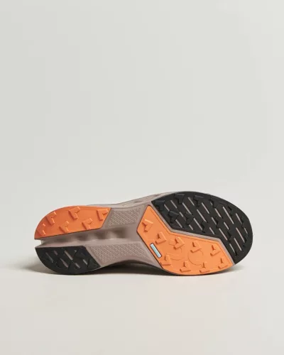 ON Cloudsurfer Trail 2 férfi futócipő