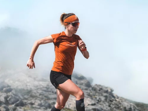 CompresSport Training SS Tshirt W női rövid ujjú futópóló