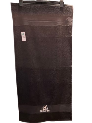 Fighters Run kollekció Törülköző 2026