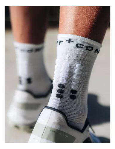 CompresSport Pro Marathon Socks V2.0 futózokni